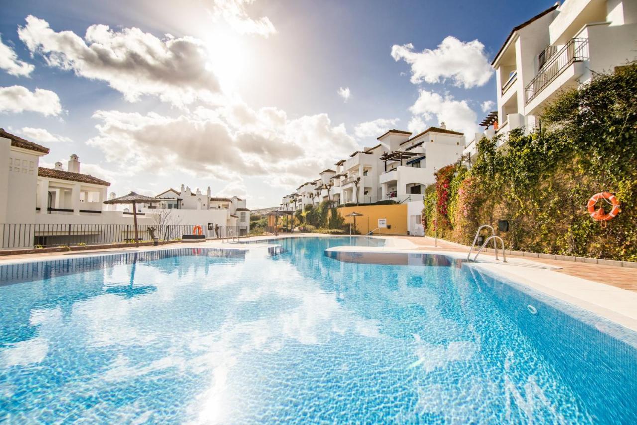 2149-Amazing Groundfloor 3 Bedrooms On Golf, Pools Alcaidesa Bagian luar foto