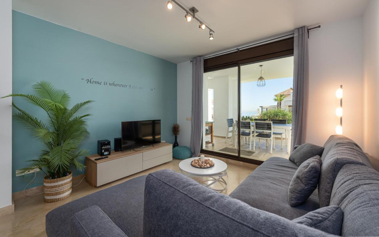 2149-Amazing Groundfloor 3 Bedrooms On Golf, Pools Alcaidesa Bagian luar foto